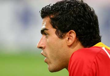 Κλήθηκε σε απολογία ο Νέρι Καστίγιο από τον Ολυμπιακό