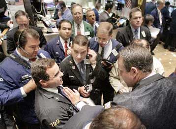 Θετικό πρόσημο σε Γουόλ Στριτ και ευρωπαϊκά χρηματιστήρια τη Δευτέρα