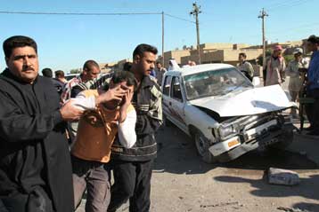 Νέες επιθέσεις ανταρτών στο Ιράκ – Έφθασαν τους 2.000 οι νεκροί Αμερικανοί στρατιώτες