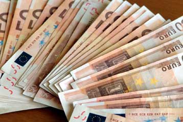 Μείωση 1,2% για το έλλειμμα εμπορικού ισοζυγίου στο οκτάμηνο