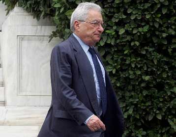 Ενημέρωση του Προέδρου της Δημοκρατίας από τον υπουργό Εξωτερικών