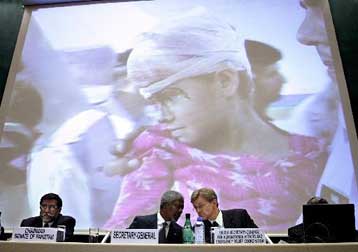 «Υψηλές» οικονομικές δεσμεύσεις χωρίς άμεση διάθεση στη σύνοδο δωρητών για το Πακιστάν