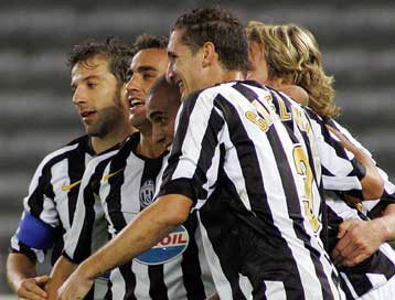 «Τρένο» η Γιουβέντους πέτυχε ένατη σερί νίκη, ακολουθεί και ελπίζει η Μίλαν