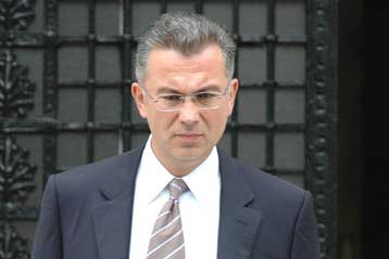 Συμφωνία Ευρωπαϊκής Επιτροπής και κυβέρνησης για το «βασικό μέτοχο»