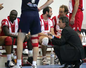 Παρολίγο «αυτόχειρας» ο Ολυμπιακός, νίκησε την Φριντρισχάφεν με 3-2 σετ