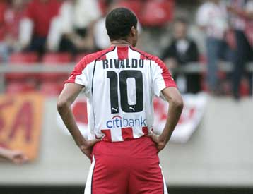 Όταν αποφασίσω να φύγω από τον Ολυμπιακό, θα το ακούσετε από μένα, λέει ο Ριβάλντο