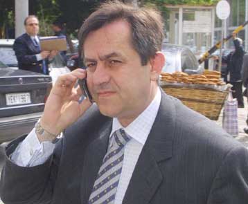 Νέος «πονοκέφαλος» στο Μαξίμου από εσωκομματικά «πυρά» του βουλευτή Ν.Νικολόπουλου
