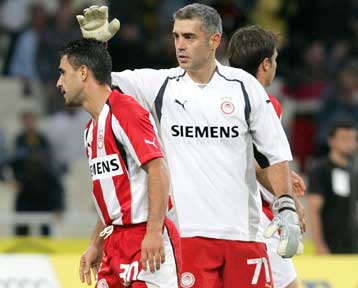 Με Πάντο και Νικοπολίδη ο Ολυμπιακός κόντρα στην Λιόν, δεν προλαβαίνει ο Καψής