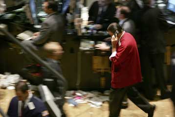 Σημαντική άνοδος δεικτών σε Γουόλ Στριτ και ευρωπαϊκά χρηματιστήρια τη Δευτέρα