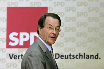 Οι έριδες στο εσωτερικό του SPD, ο νέος «πονοκέφαλος» της Ανγκελα Μέρκελ