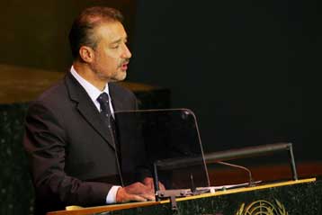 Το θέμα της ονομασίας δεν εμποδίζει την πορεία της ΠΓΔΜ στην ΕΕ, απαντούν τα Σκόπια