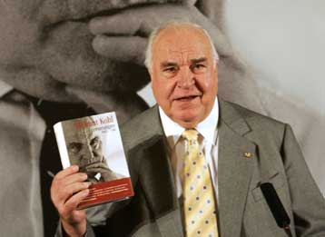 Τις διαφωνίες Βρετανών και Γάλλων στην ενοποίηση της Γερμανίας θυμάται ο Χέλμουτ Κολ