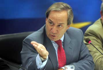 «Αρωμα» νέων μέτρων στην έκθεση δημοσιονομικής προόδου που υποβλήθηκε στην ΕΕ