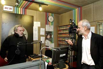 Ο Best δεν θα κλείσει, τόνισε ο Αλέκος Αλαβάνος από τα μικρόφωνα του ραδιοσταθμού