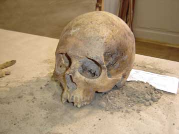 Eκκλησία στην Πολωνία έκρυβε τον τάφο του Κοπέρνικου