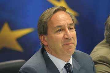 Μειωμένο κατά 11,9% το έλλειμμα του προϋπολογισμού για το εννεάμηνο