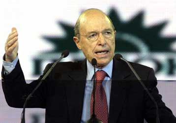 Αντιδράσεις εντός και εκτός συνόρων για το βιβλίο – απολογισμό του Κώστα Σημίτη