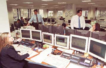 Επιβεβαιώνει την πιστοληπτική αξιολόγηση της ελληνικής οικονομίας η Standard & Poors