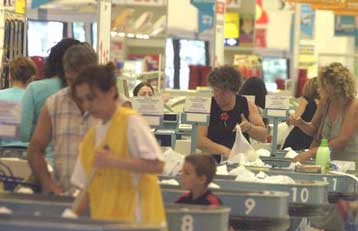 Ατολμη η μεταρρύθμιση στο ωράριο των καταστημάτων παραδέχεται ο Δ.Σιούφας