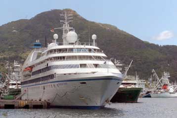 Ηχητικό όπλο προστάτευσε κρουαζιερόπλοιο από πειρατές