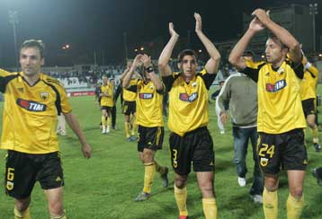 Δεν «έβγαλαν» την προπόνηση Κόντης, Παπασταθόπουλος-Ξεκουράστηκε ο Μάλμπασα