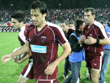 Εισιτήριο για τους «16» έκοψε η Λάρισα στις Σέρρες, αλλά «έχασε» τον Σπάσιτς