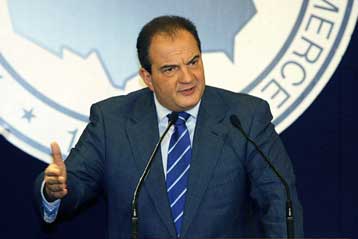 Δέσμευση Καραμανλή για πάταξη της διαφθοράς και βιώσιμη λύση στην Ολυμπιακή