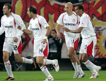 Χωρίς Ριβάλντο και Ανατολάκη θα αντιμετωπίσει ο Ολυμπιακός τον Πανηλειακό