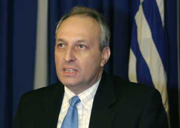 Ευθύνες στο ΠΑΣΟΚ για την κρίση της γαλοπούλας επιρρίπτει ο Ευάγγελος Μπασιάκος