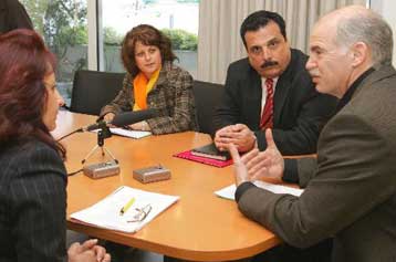 Διακομματική Επιτροπή στη Βουλή για το μεταναστευτικό ζητεί ο Γ.Παπανδρέου