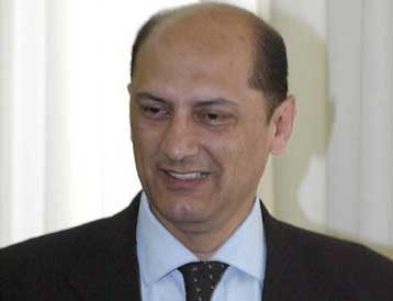 Παρέμβαση της προέδρου της Βουλής ζητά ο Π.Μαντούβαλος και καταγγέλλει διασυρμό