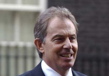 Εκτός πραγματικότητας χαρακτηρίζει κάποιους Βρετανούς βουλευτές ο Μπλερ