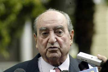 Κριτική Αθανασάκη στις δηλώσεις Μητσοτάκη – Χαμηλοί τόνοι για Σημίτη