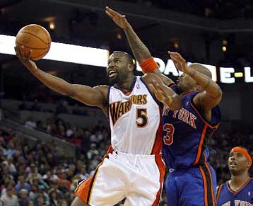 Μεγάλη νίκη των Σαν Αντόνιο Σπερς μέσα στη Βοστόνη