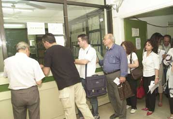 Τέσσερις στους δέκα ασφαλισμένους στο ΤΕΒΕ δεν πληρώνουν τις εισφορές τους