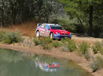 Ο Ντιβάλ προπορεύεται στο Ράλι Αυστραλίας μετά τις εγκαταλείψεις των Σόλμπεργκ, Λεμπ