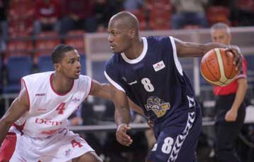 Πρώτη νίκη του Πανιωνίου στο «παγωμένο» Ελληνικό-«Δύο στα δυο» για τον Αρη