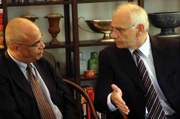 Μήνυμα ειρήνης από τον Σπ.Σπηλιωτόπουλο σε συνάντηση με την Παλαιστινιακή Αρχή