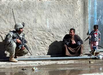 Μπαράζ επιθέσεων αυτοκτονίας στο Ιράκ με τουλάχιστον 74 νεκρούς