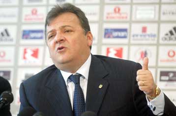 Τη δημιουργία της Pro-League, αγωνιστικά και οργανωτικά, προτείνει ο Γ. Γούμενος