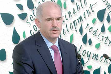 «Μοντέλο Θαπατέρο» στις σκέψεις του Γ.Παπανδρέου για την ανανέωση του ΠΑΣΟΚ