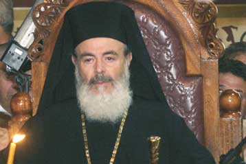 Σκοτεινούς ανθρώπους που κινούνται εναντίον των κληρικών βλέπει ο κ. Χριστόδουλος