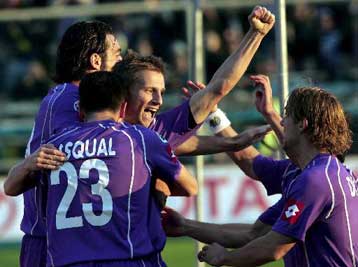 Με τριάρα η Φιορεντίνα έπιασε τη Μίλαν στη δεύτερη θέση