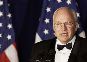 Πολιτική ευθύνη του Τσένι τα βασανιστήρια, λέει πρώην στέλεχος του Στέιτ Ντιπάρτμεντ