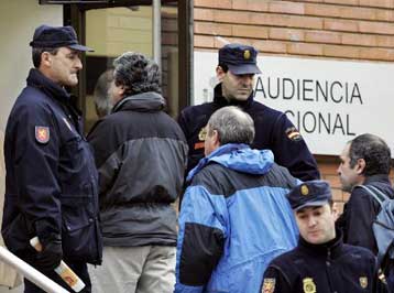 Δίκη «σταθμός» στην Ισπανία με μαζικά κατηγορητήρια κατά μελών της ΕΤΑ