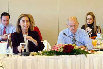 Στρατηγική επιλογή η ανανέωση στο ΠΑΣΟΚ, δήλωσε Γ.Παπανδρέου