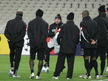 Από 33% πιθανότητες μοίρασε ο Κόσμι για την πρόκριση