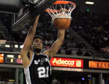 Τέταρτη σερί νίκη για τους Σπερς με πρωταγωνιστή τον Τιμ Ντάνκαν