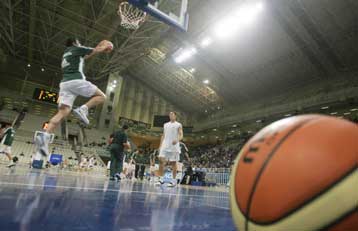 Εκτός έδρας εφορμήσεις για ΑΕΚ, Ολυμπιακό κόντρα σε Ταού και Λιέτουβος Ρίτας