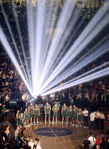 Δεν βρέθηκε κανείς να σταματήσει και πάλι τον μπασκετικό Παναθηναϊκό